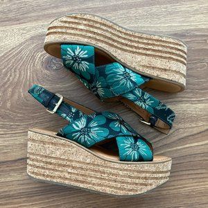 *SOLD* Franco Sarto NWOT Caroline 2 Wedge Sandal